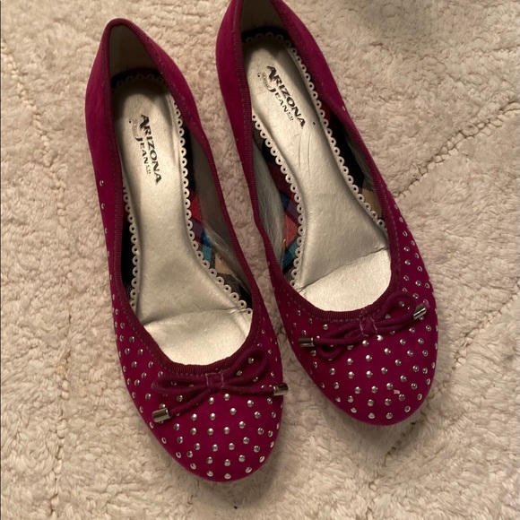 Arizona Jean Flats - Picture 2 of 9